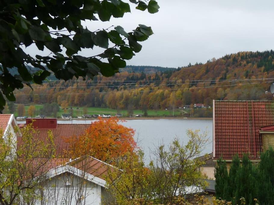 Ekhult Apartments - Ground Floor - Garden And Lake View Ulricehamn Esterno foto