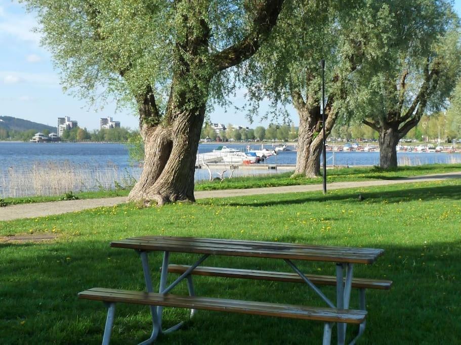 Ekhult Apartments - Ground Floor - Garden And Lake View Ulricehamn Esterno foto